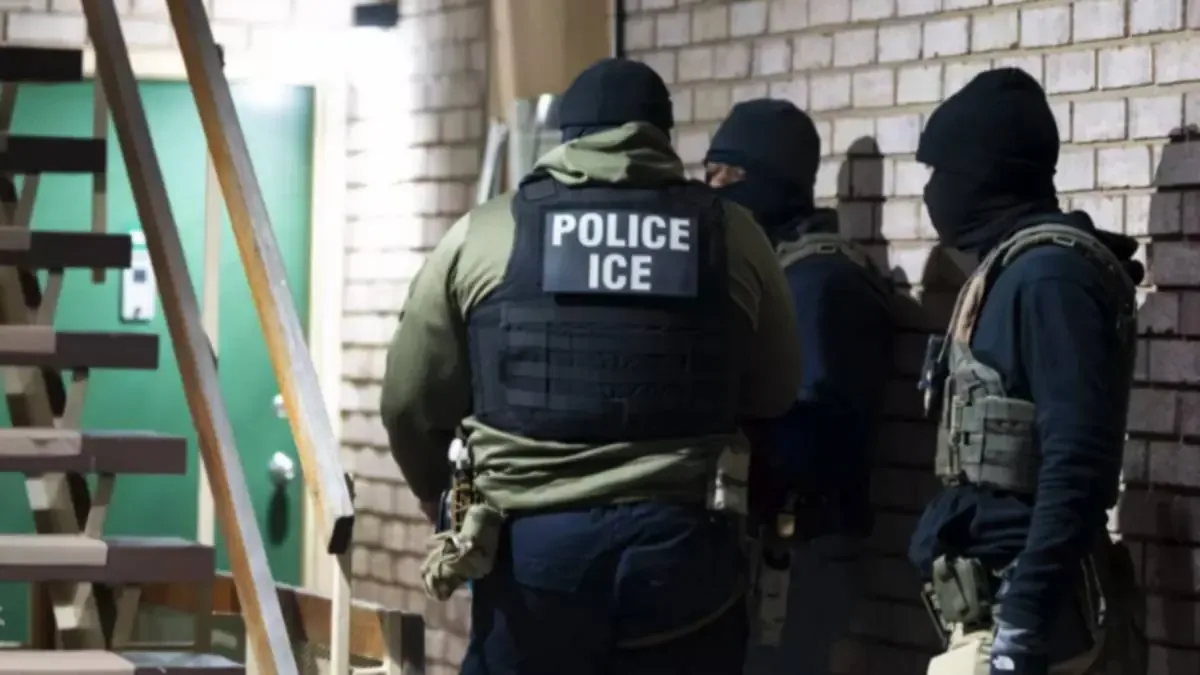 La decisión permite la continuidad de acuerdos entre policía local y ICE, afectando a inmigrantes en Virginia.