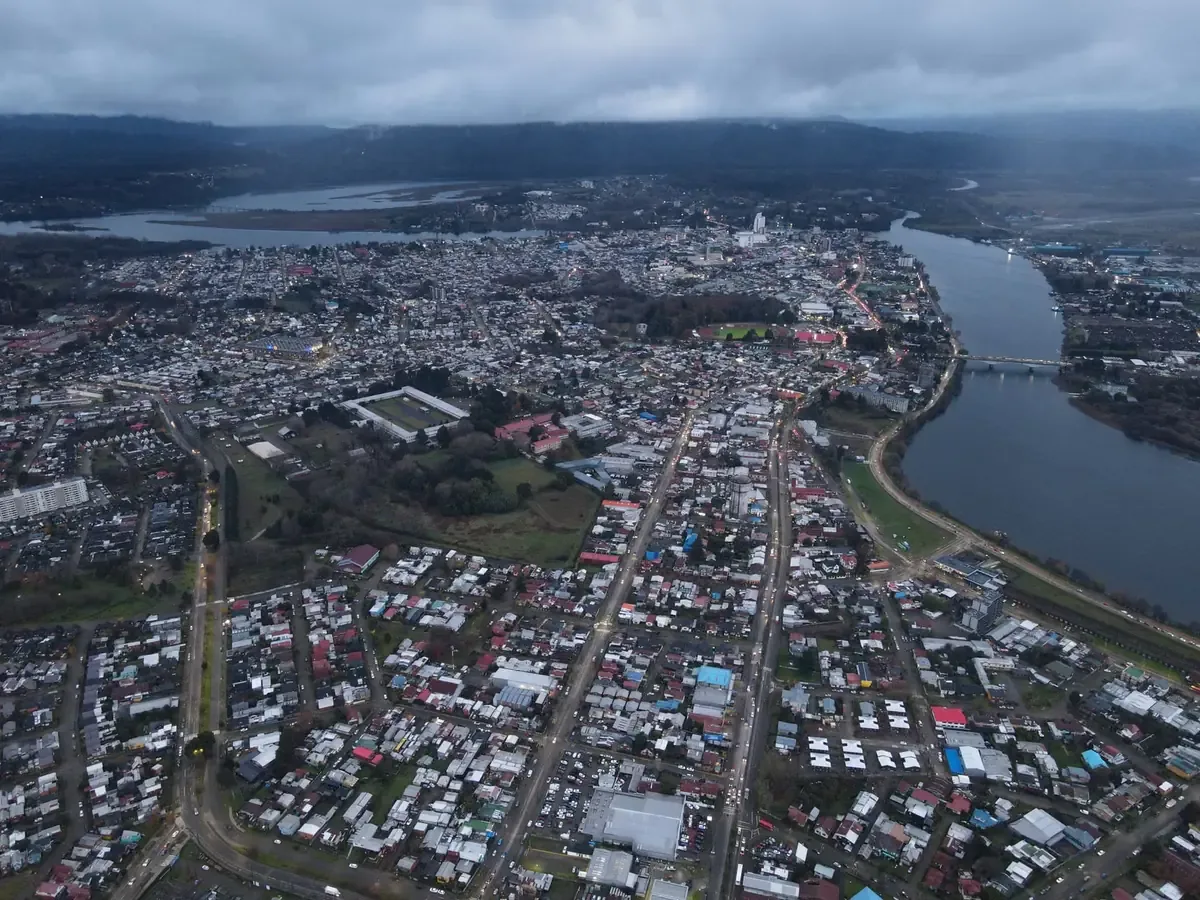 La decisión judicial busca abordar la grave contaminación del río Tijuana, afectando a la salud pública y al medio ambiente.