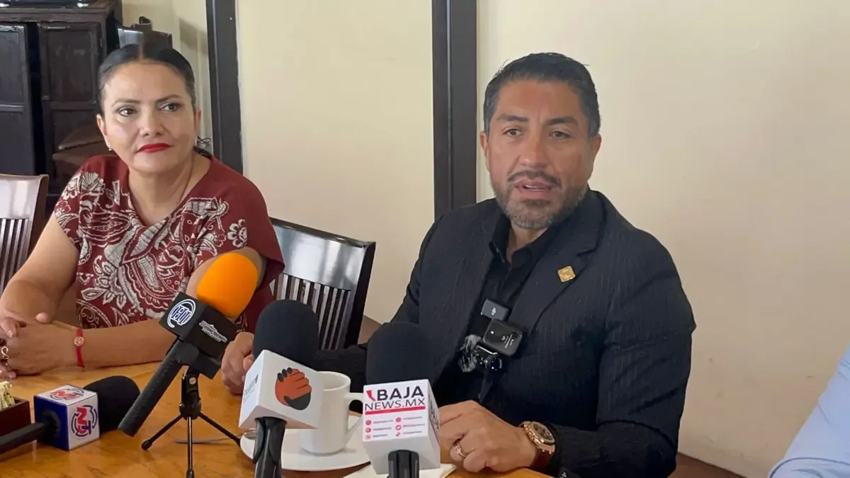 Julio Anguiano confirma su candidatura a la alcaldía de Tijuana y propone soluciones a problemas locales.
