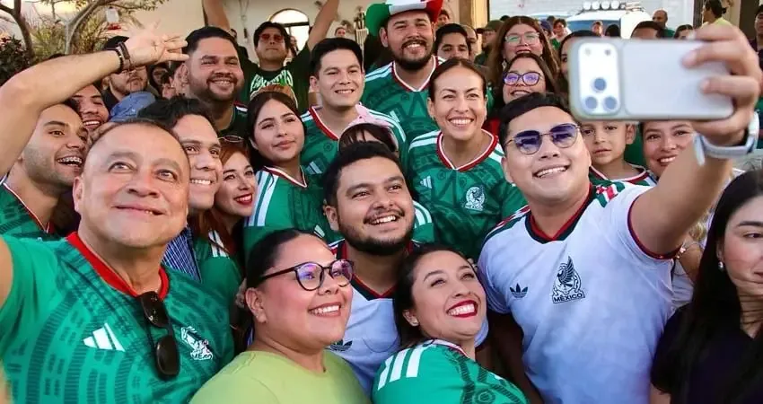 Milena Quiroga resalta el papel de la juventud en la construcción del futuro de Baja California Sur.