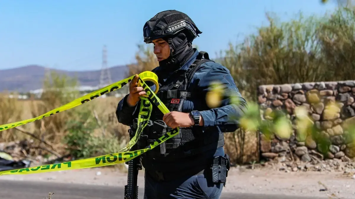 La desaparición y hallazgo de dos jóvenes de la UAEMéx elevan la preocupación por la violencia en el Estado de México.