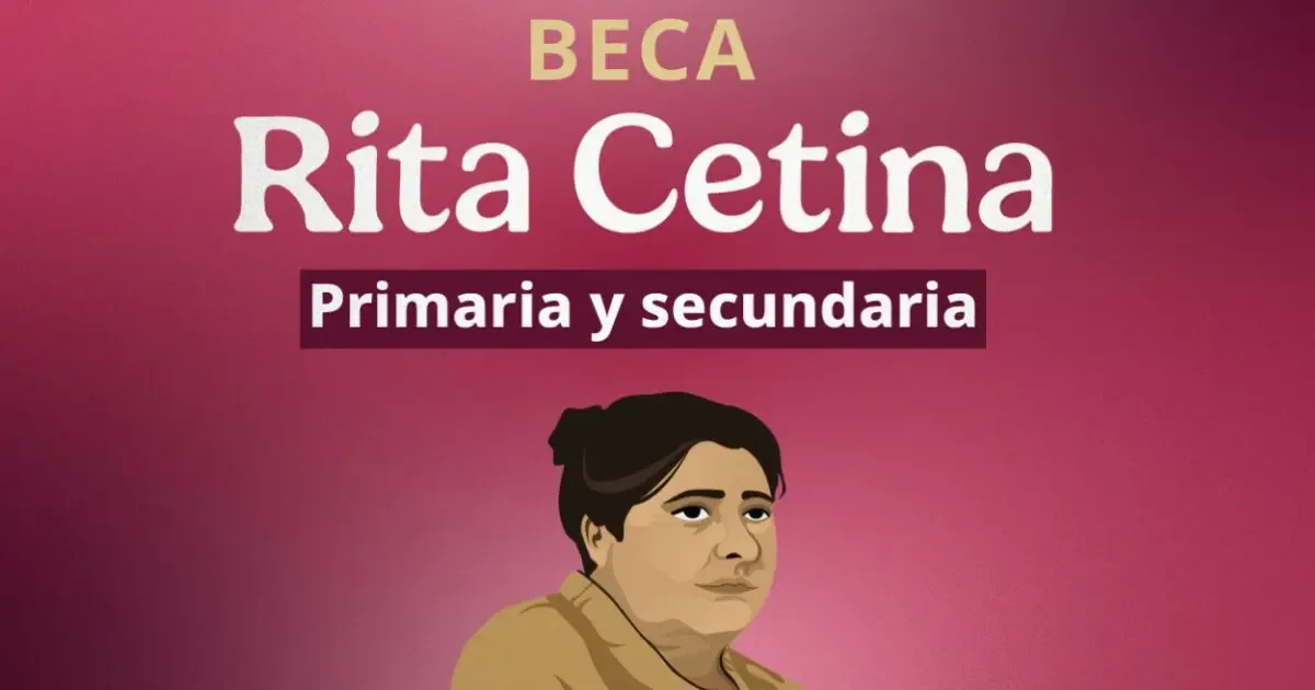 Jóvenes estudiantes de Yucatán buscando información sobre la Beca Rita Cetina.