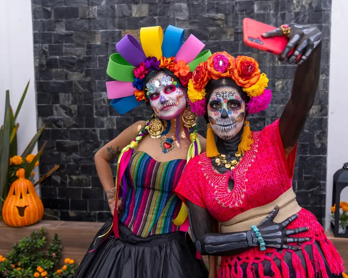 Detalles sobre el acceso y horarios para disfrutar del show de Kenia Os en Guadalajara.