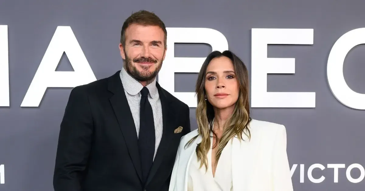 Kim Turnbull y Romeo Beckham en la Semana de la Moda en París.