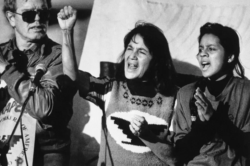 La activista histórica se convierte en voz de denuncia tras 60 años de silencio.