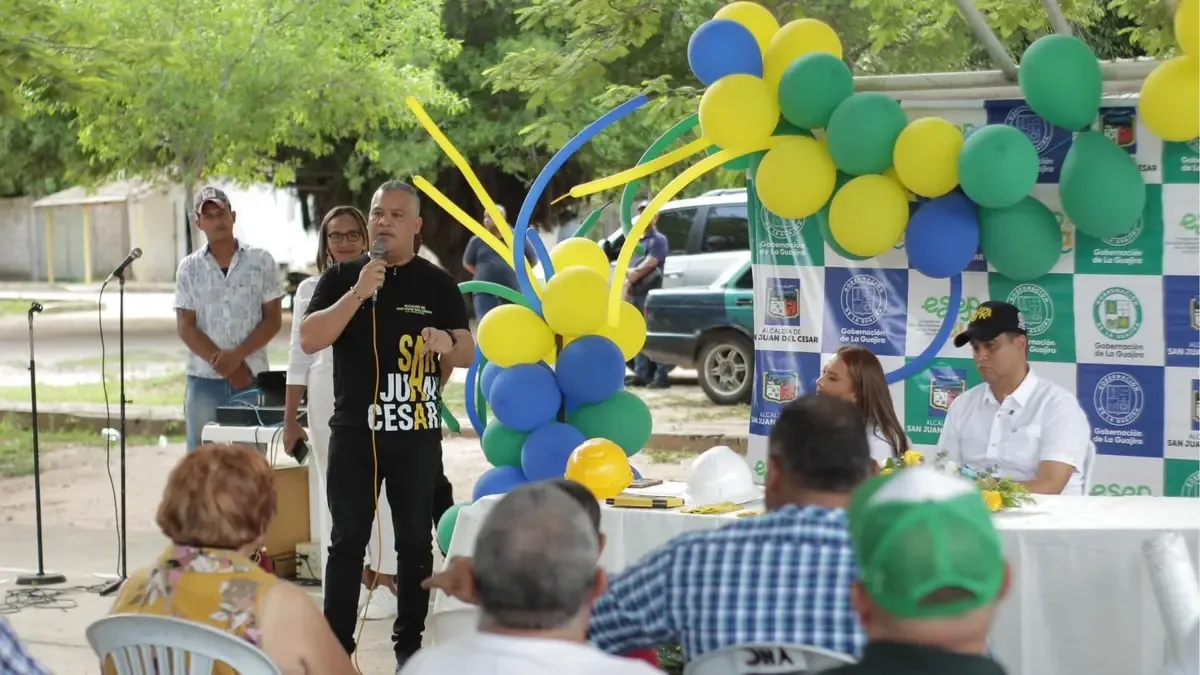 La administración del alcalde ‘Cubita’ Urbina avanza en proyectos clave y desarrollo comunitario.