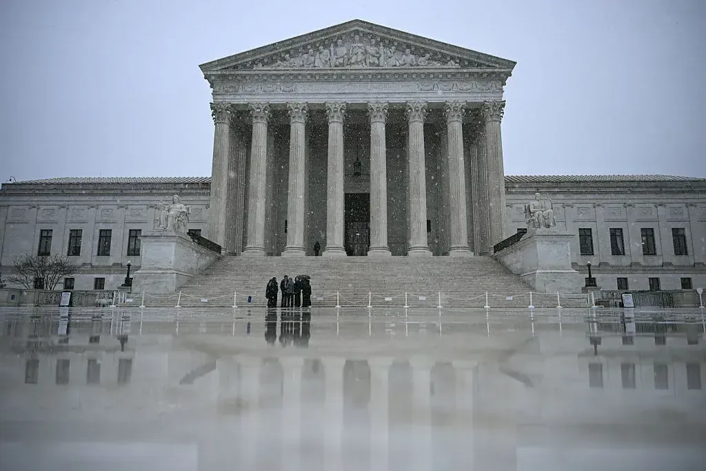 La administración Trump aumenta el envío de documentos de apoyo en casos clave de la Corte Suprema.