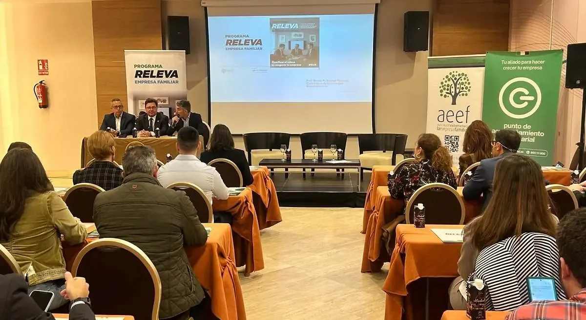 La AEEF impulsa un programa para asegurar la continuidad de las empresas familiares en la región.