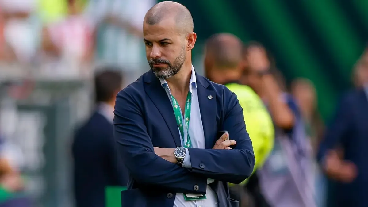 La afición apuesta por un cambio en la dirección deportiva ante la falta de resultados.