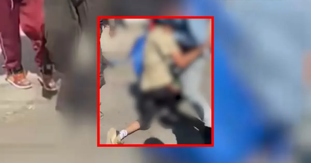La agresión en una secundaria refleja un aumento alarmante en la violencia escolar.