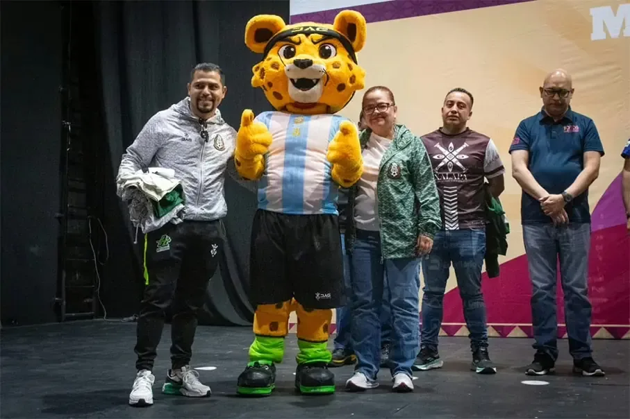 La Alcaldesa Daniela Griego Ceballos resalta el deporte como herramienta contra las adicciones.