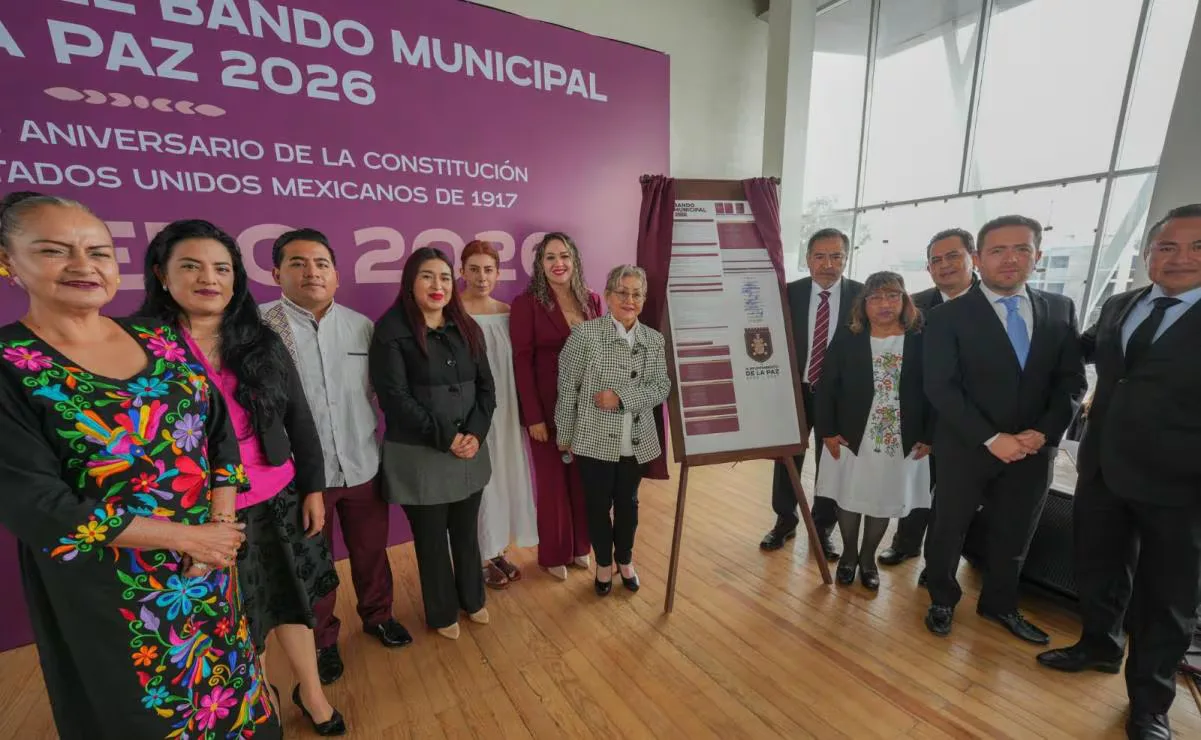 La alcaldesa Martha Guerrero presenta el Bando Municipal 2026 en Los Reyes La Paz.