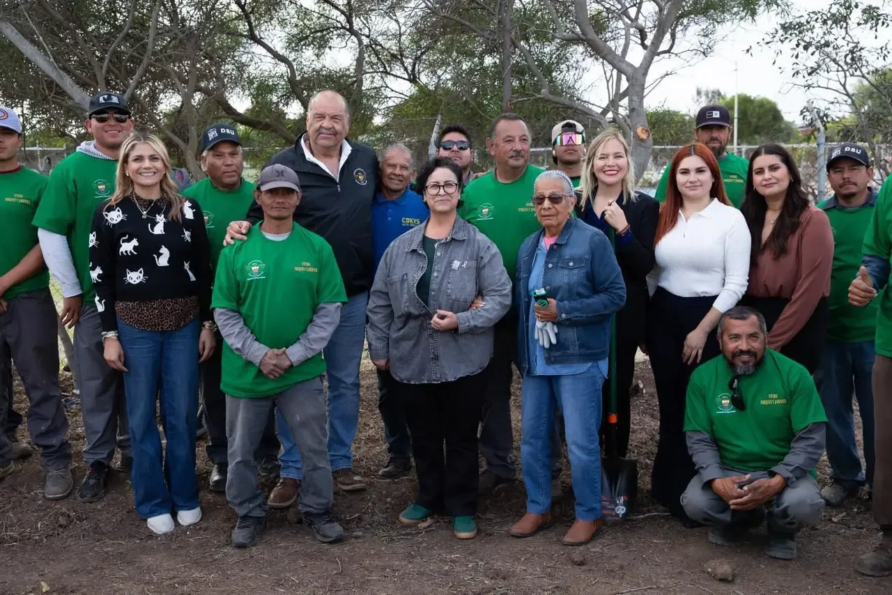 La alcaldesa Rocío Adame presenta la nueva política ambiental en Playas de Rosarito.
