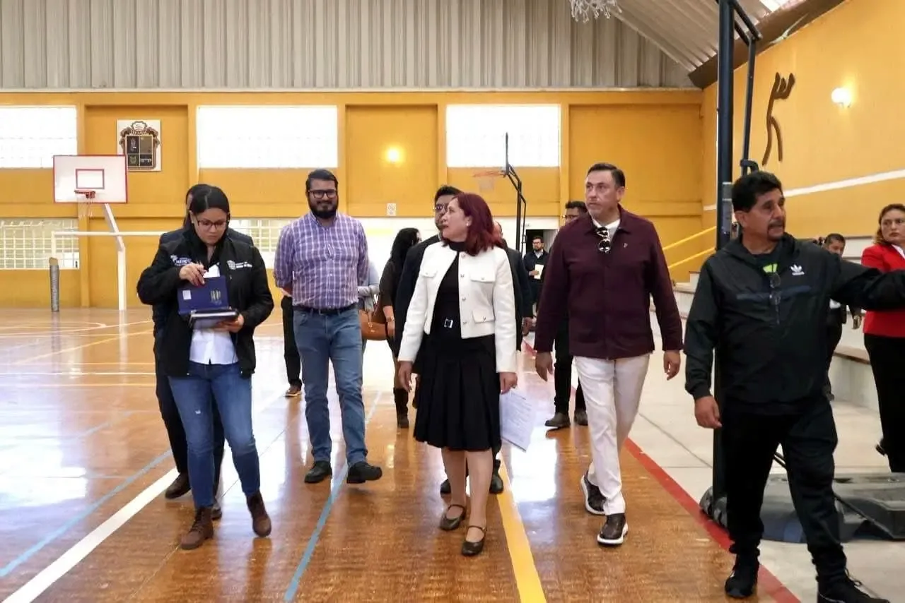La alcaldesa Rosi Wong anuncia mejoras en la Escuela para el Deporte de Tecámac.