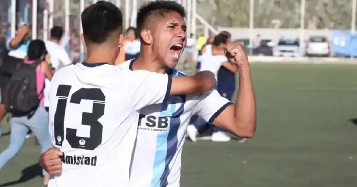 La Amistad pierde ante FADEP en un emocionante duelo por el ascenso.