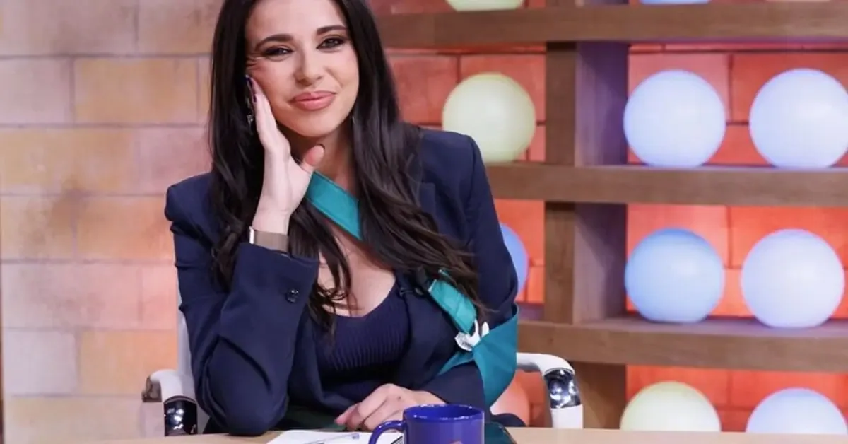 La analista política fue homenajeada en la V Gala Premios 8M 'Carmen Calvo'.