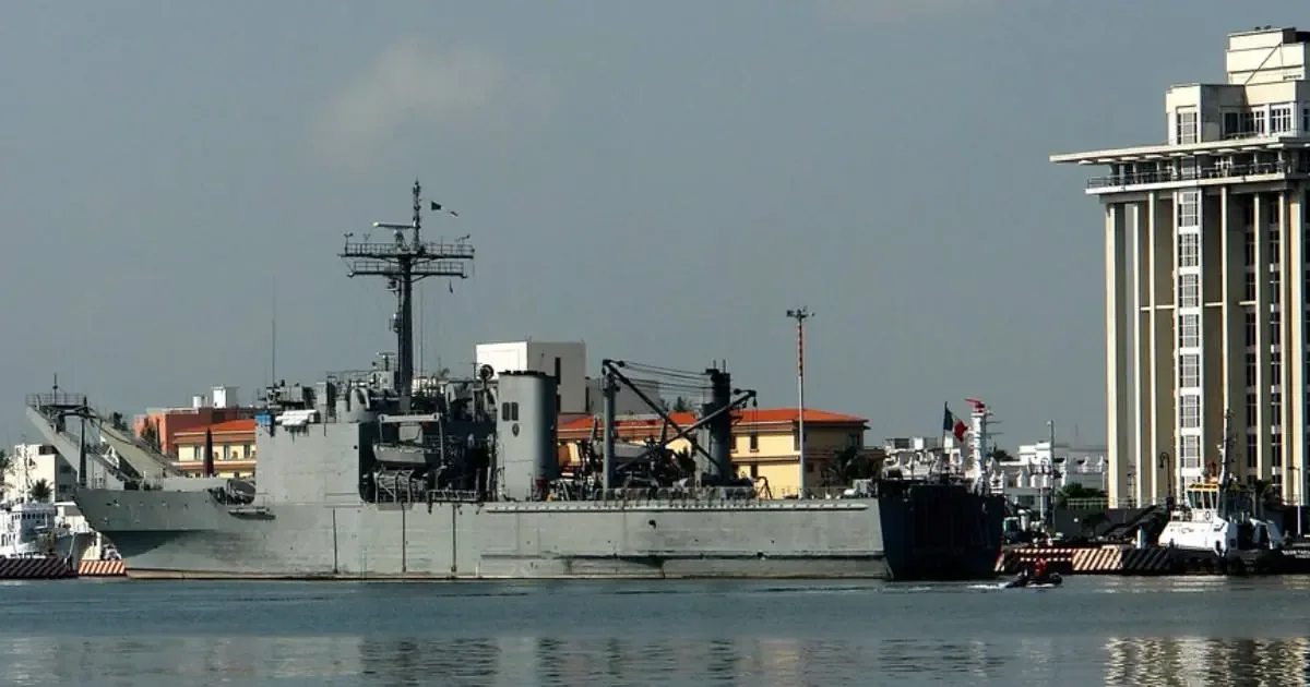 La Armada de México envía más suministros a Cuba, generando controversia sobre su distribución.