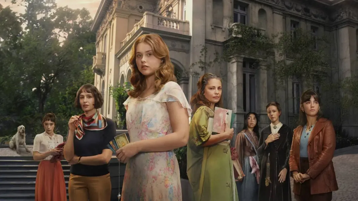 La artista chilena presenta "Nuestra Casa", tema principal de la serie basada en la obra de Isabel Allende.