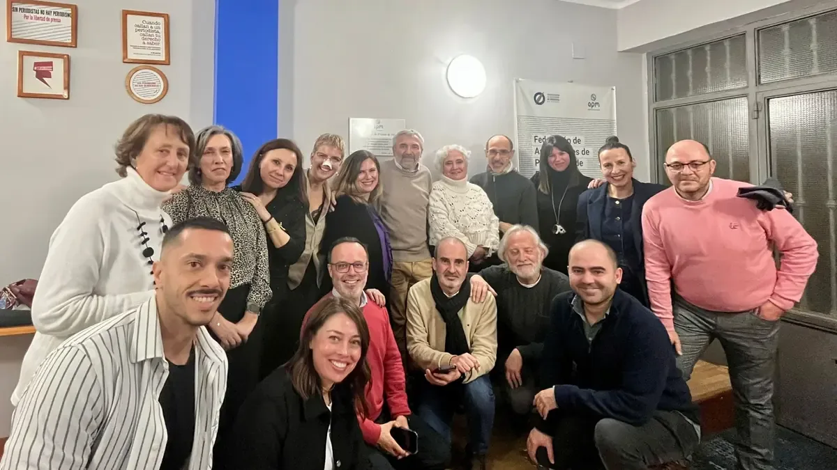 Un acto conmemorativo destaca el papel de la comunicación en la sociedad.