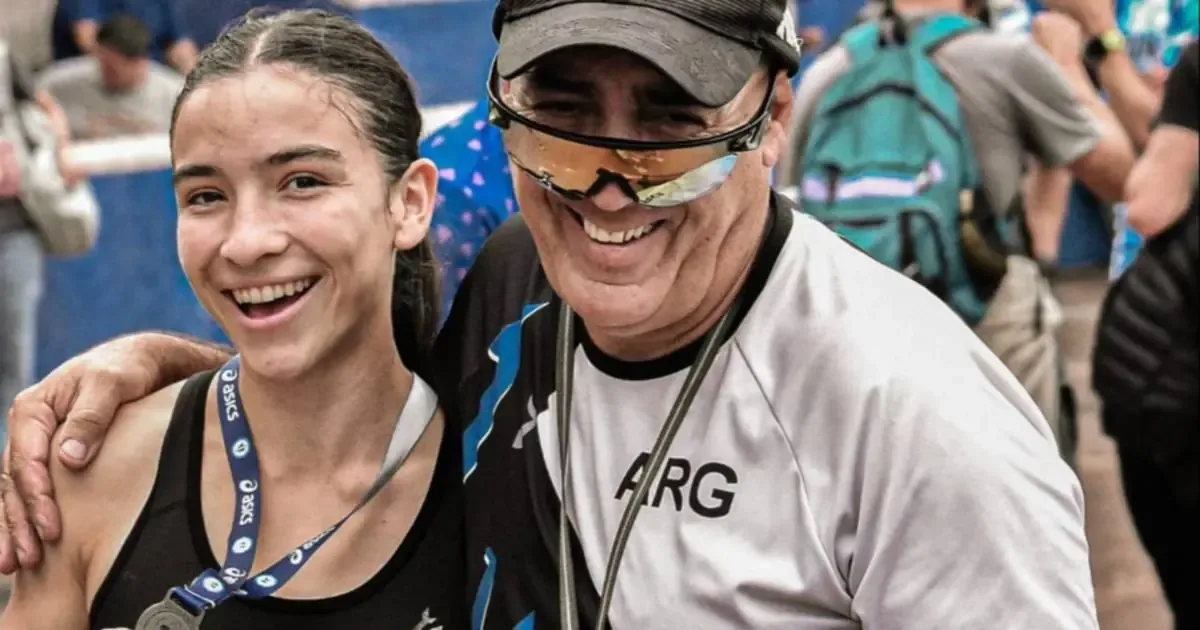 La atleta correntina brilla en el torneo Día de la Memoria con un tiempo destacado.