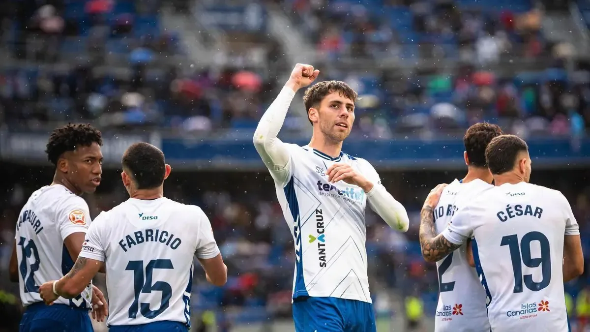 La ausencia del delantero se suma a la lista de bajas del CD Tenerife.