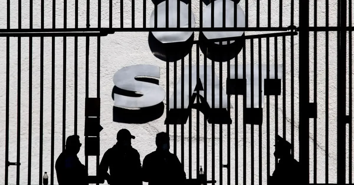 La autoridad fiscal mejora su eficiencia mediante tecnología y capacitación.
