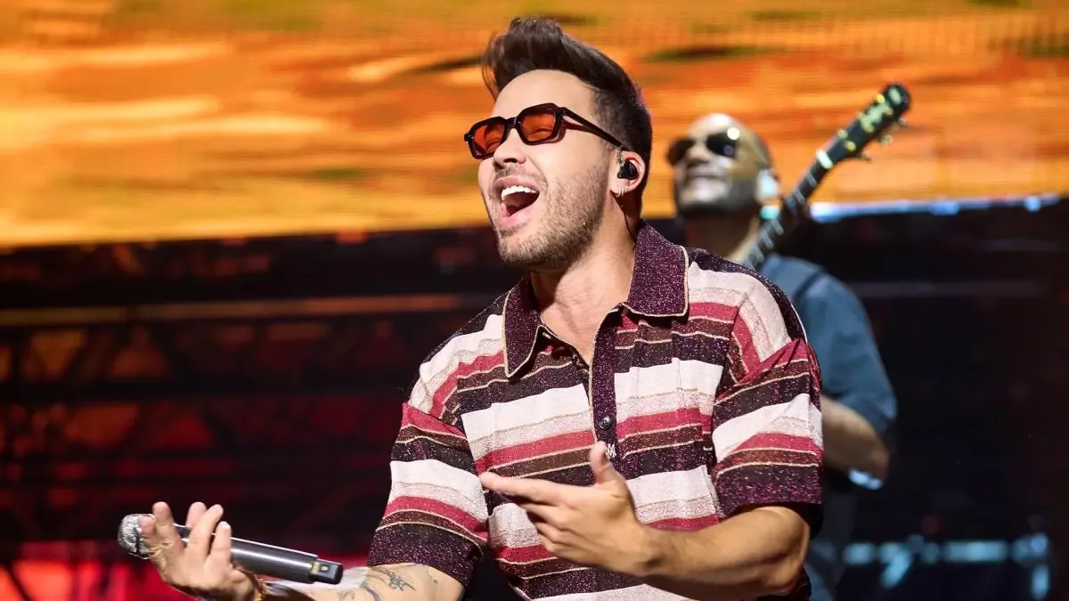 El concierto en Navarra Arena reunió a miles de fans de la bachata en una noche inolvidable.