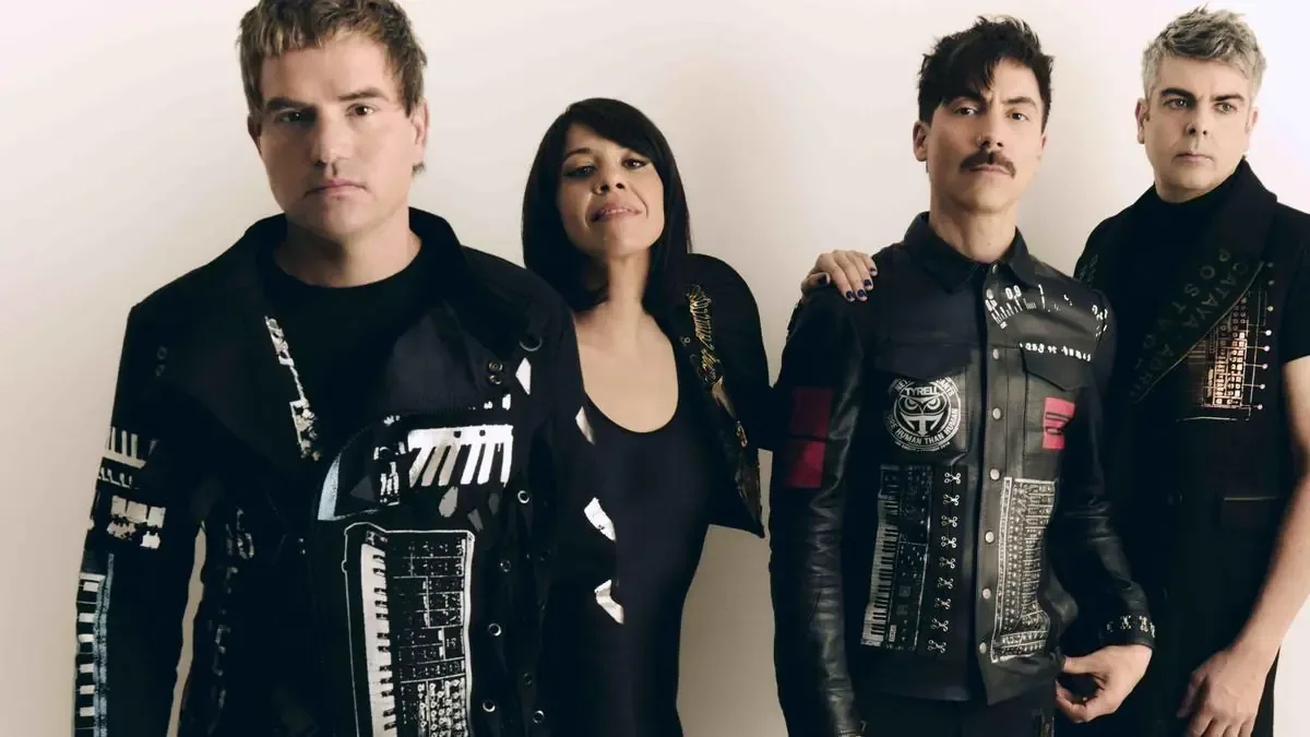La banda indie presenta su biografía y un espectáculo especial en Mallorca.