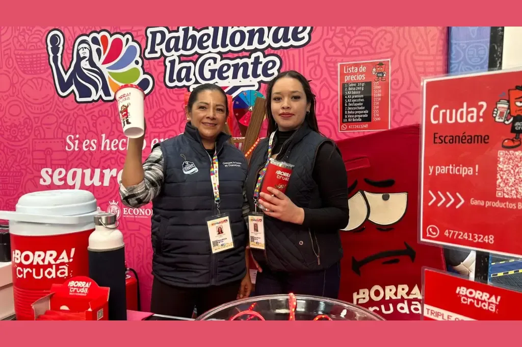 La bebida "Borra Cruda" de Isidra Pérez, presentada en el Pabellón Guanajuato.