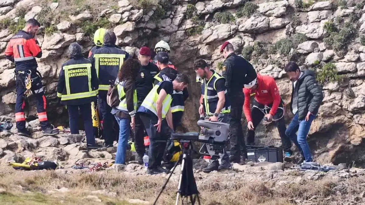 La búsqueda concluyó con el hallazgo del cuerpo de Elena, estudiante desaparecida tras un accidente en una pasarela.