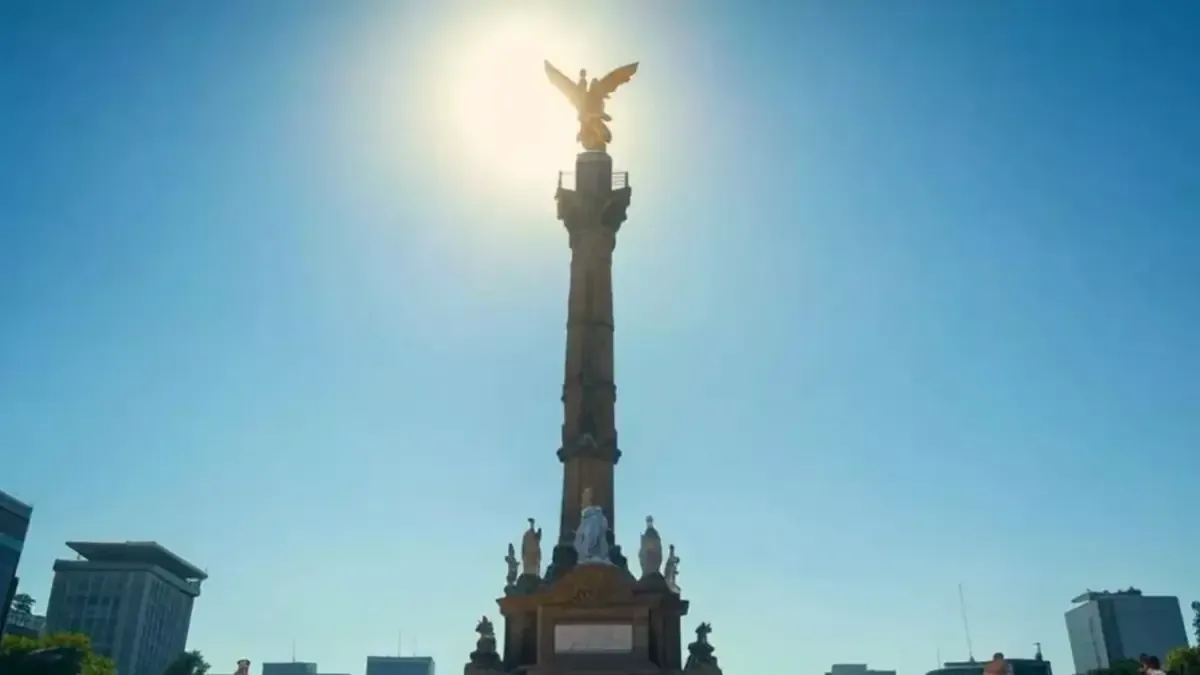 La capital enfrenta un evento de calor extremo con advertencias sobre salud pública y radiación.