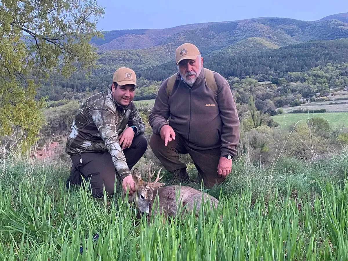 Comienza la temporada de montería en España, destacando la búsqueda del corzo en compañía de amigos.