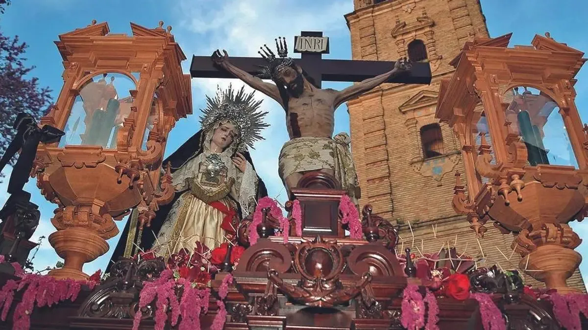 La ciudad andaluza revive tradiciones y festivos con un ambiente renovado.