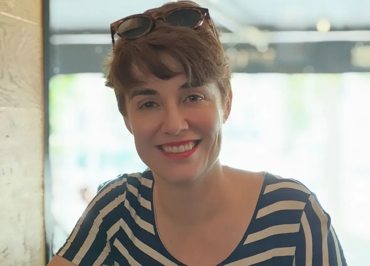 La novela de Marta Solano aborda el secuestro de menores en conflictos bélicos, revelando una situación alarmante.