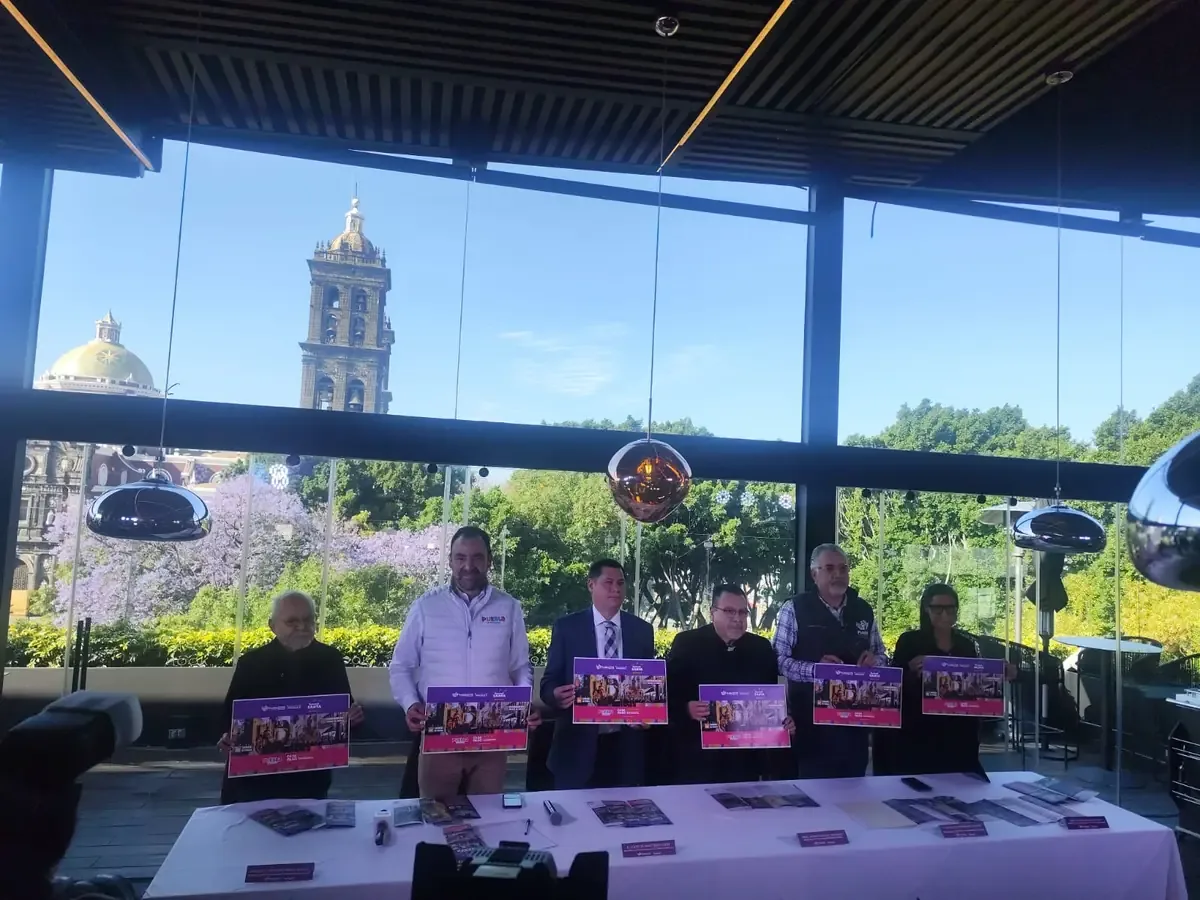 La ciudad se alista para el evento religioso más grande de América Latina y un festival musical complementario.