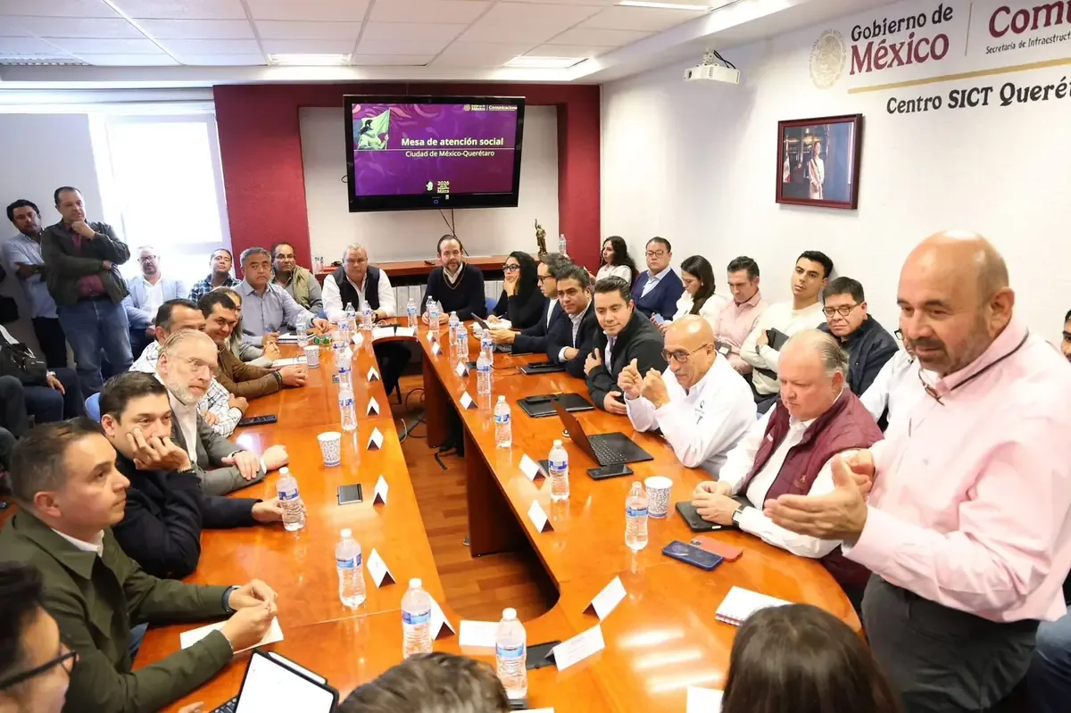 La colaboración entre autoridades facilitará la construcción del proyecto ferroviario en Querétaro.