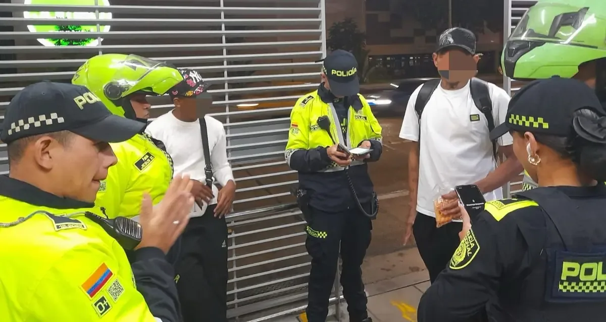 La colaboración entre autoridades locales y nacionales es clave para abordar la crisis de seguridad en Colombia.