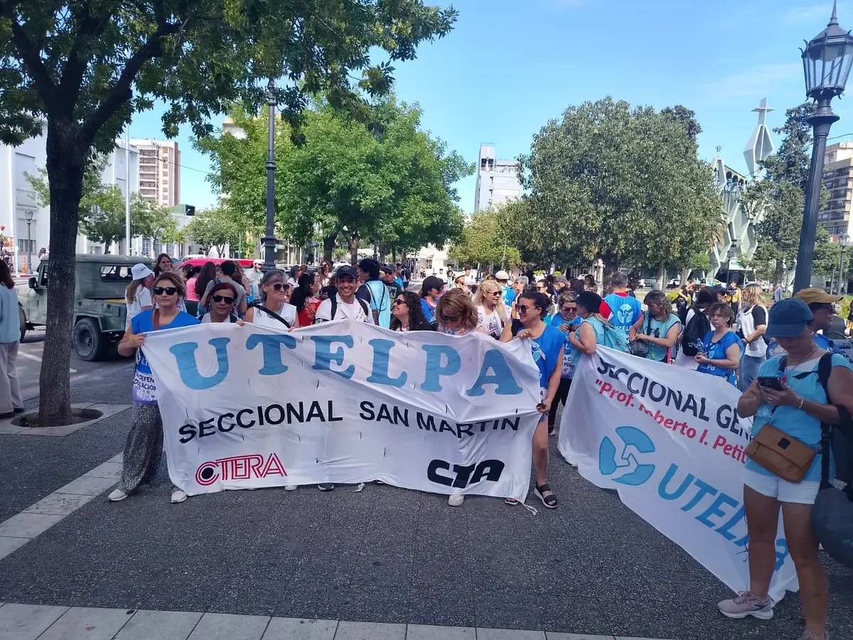 La comunidad educativa se unirá al paro nacional del 2 de marzo en Santa Rosa, La Pampa.