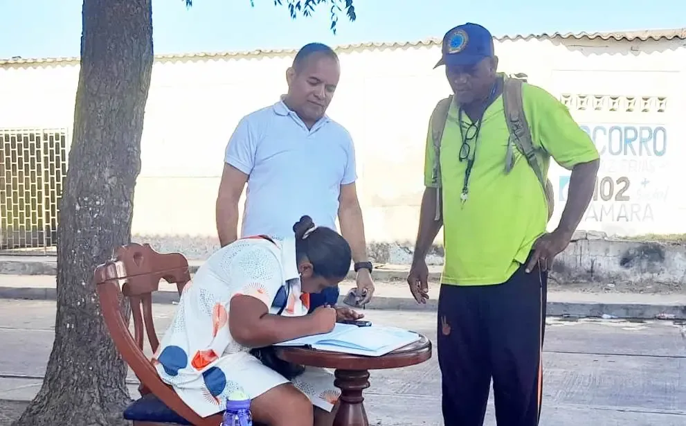 La comunidad se moviliza para elegir representantes locales comprometidos con el bienestar de los barrios.
