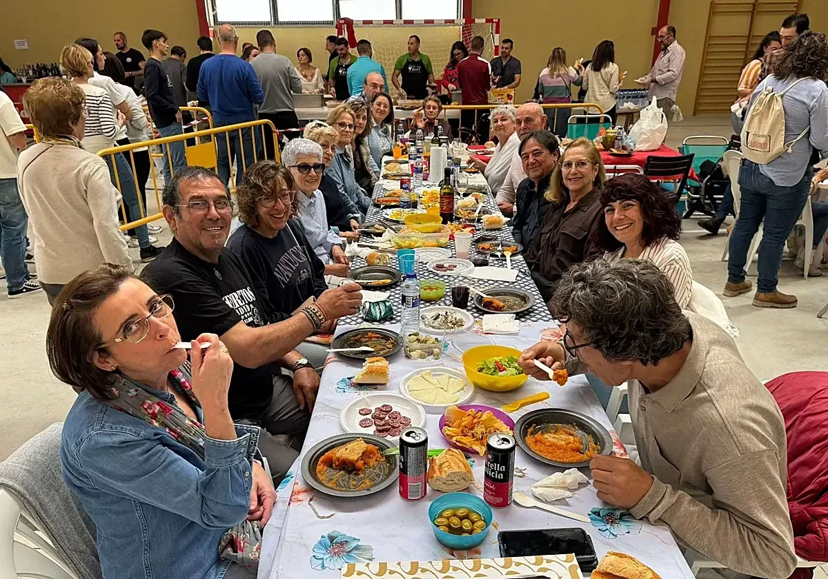 La comunidad se une en una jornada de tradiciones y actividades recreativas.