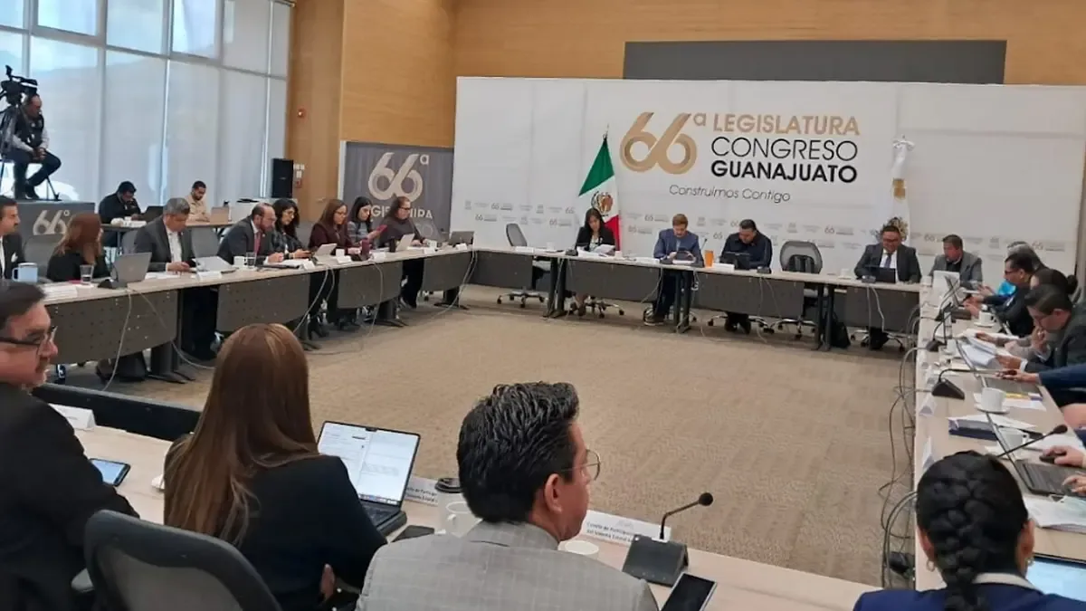La Consejería Jurídica del Gobierno de Guanajuato durante la discusión sobre transparencia.