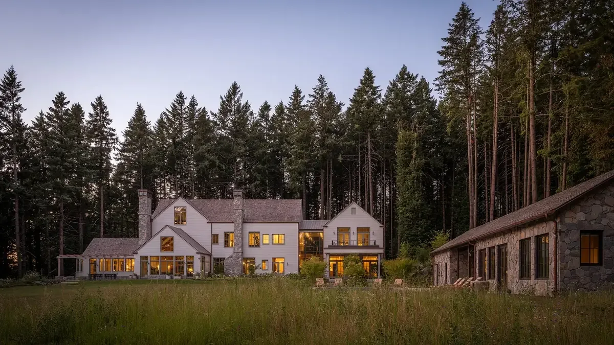 La construcción de esta vivienda demuestra el valor de la paciencia y el diseño consciente.