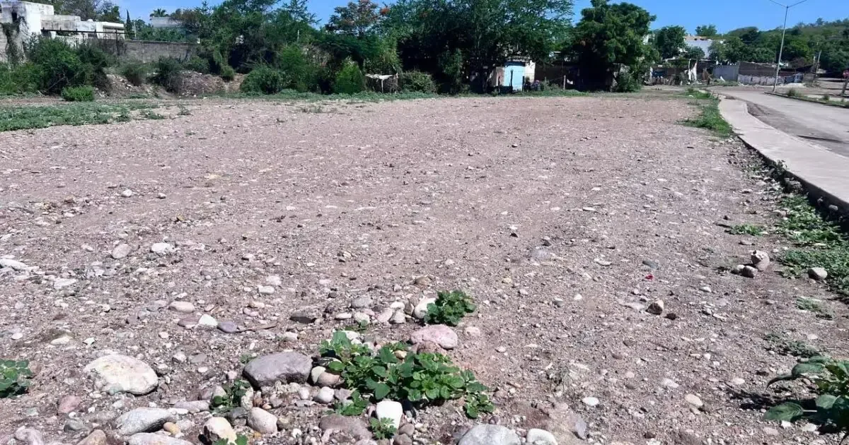 La obra, anunciada hace más de dos meses, sigue sin avances visibles, generando preocupación entre los habitantes de Culiacán.