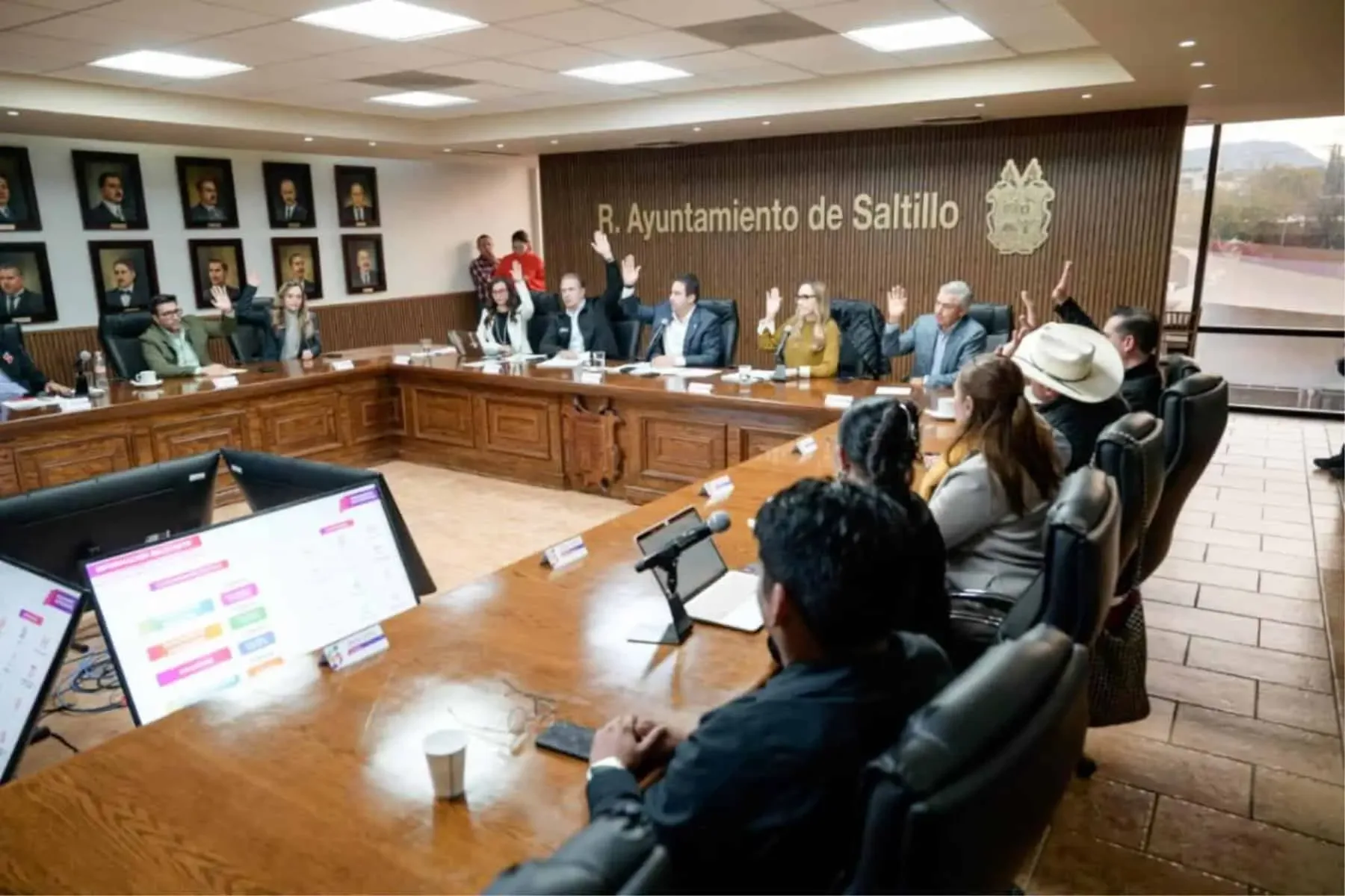 La contralora municipal Patricia Alejandra Peña Aguirre presenta la convocatoria 2026.
