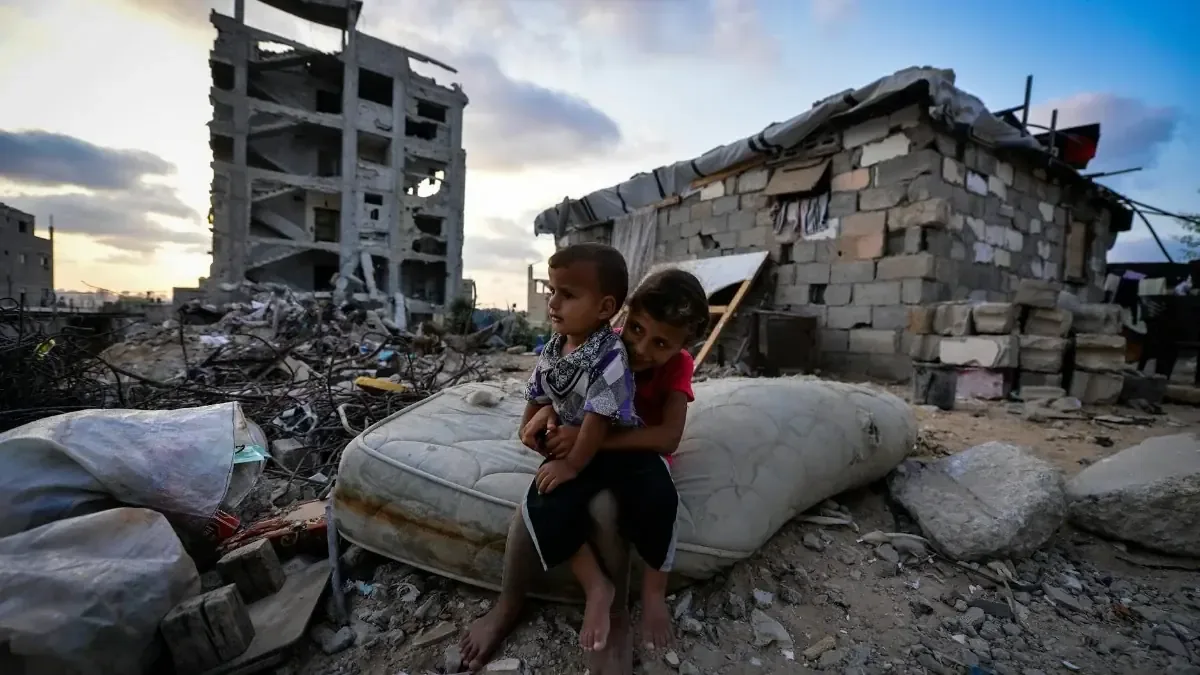 La controversia familiar resalta divisiones políticas sobre el apoyo a Israel y la influencia extranjera en la política estadounidense.