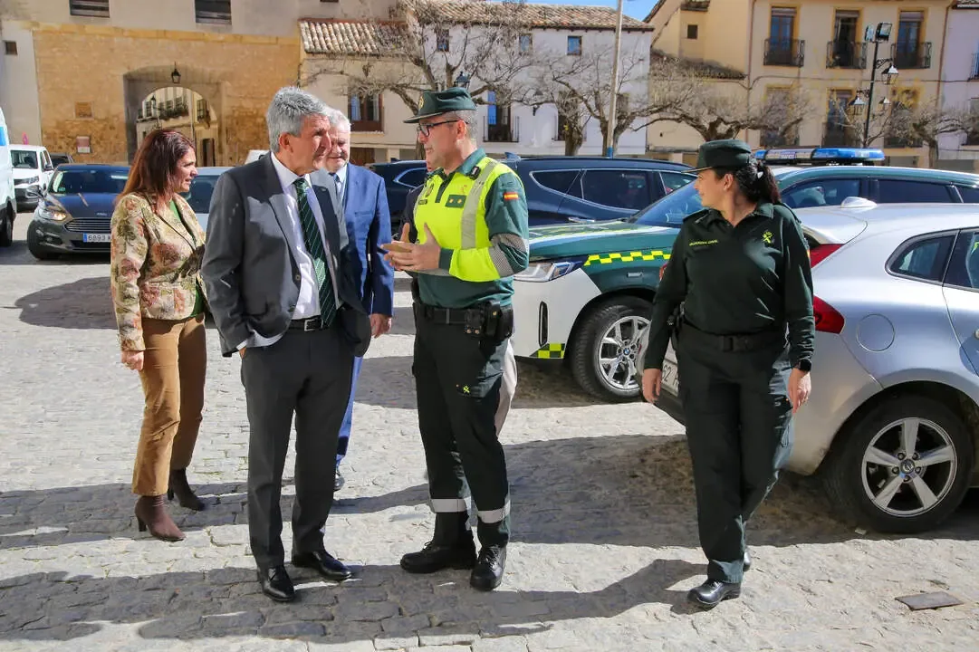 La coordinación entre la Guardia Civil y Jefaturas de Tráfico mejora la seguridad vial en la región.