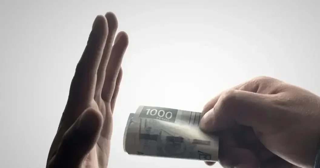 Comprender el impacto de la corrupción es crucial para fomentar la integridad en instituciones y sociedades.
