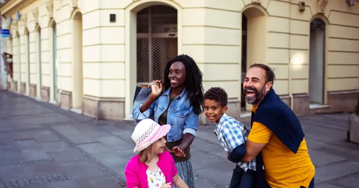 La creciente diversidad en matrimonios interraciales presenta tanto oportunidades como desafíos en la sociedad actual.