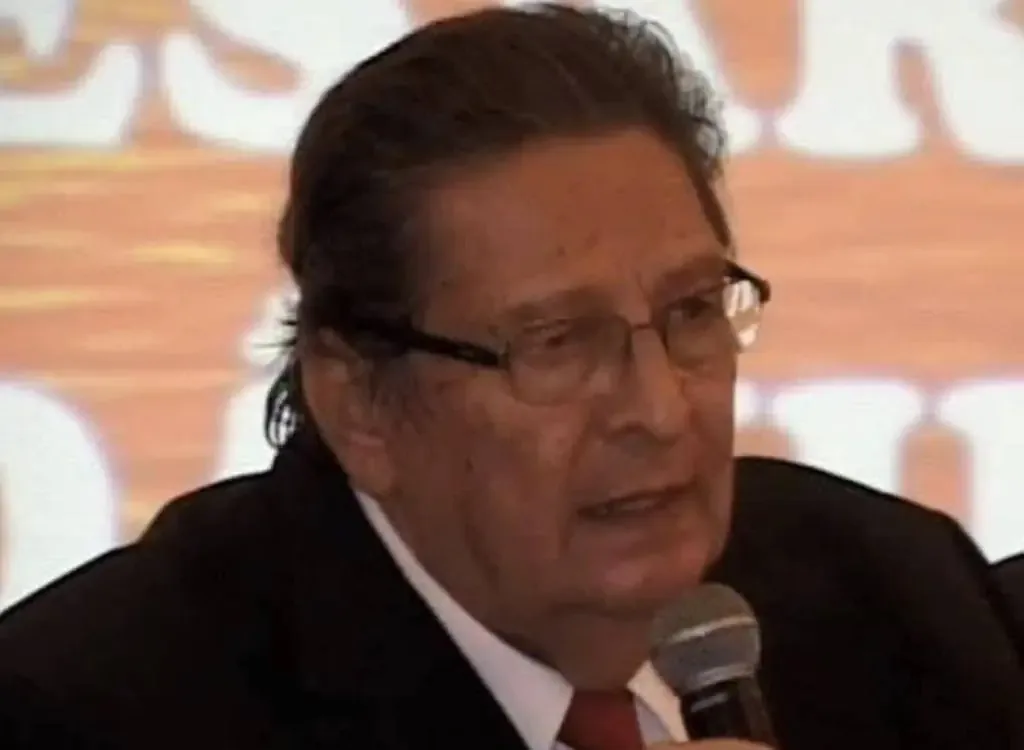 La crítica hacia la postura de EEUU frente a Cuba se intensifica, según el médico nicaragüense.