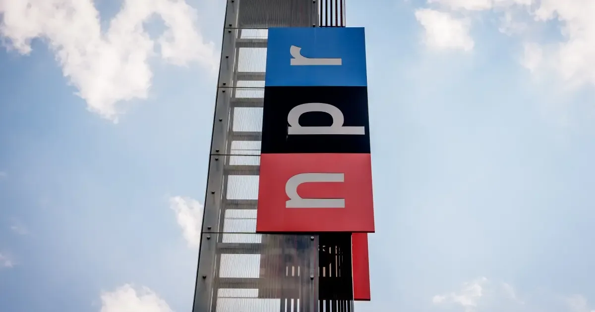 La decisión protege los derechos de la prensa y permite la continuidad de la financiación pública.